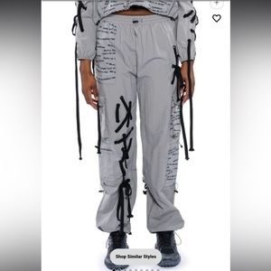 AKIRA Lace Up Jogger Sz: M